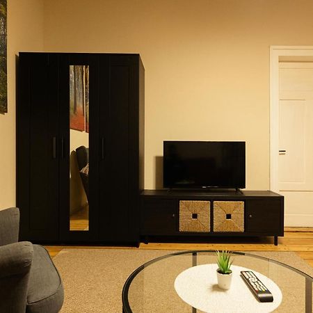 Chic Apartment In Historical City Center Timişoara Eksteriør billede