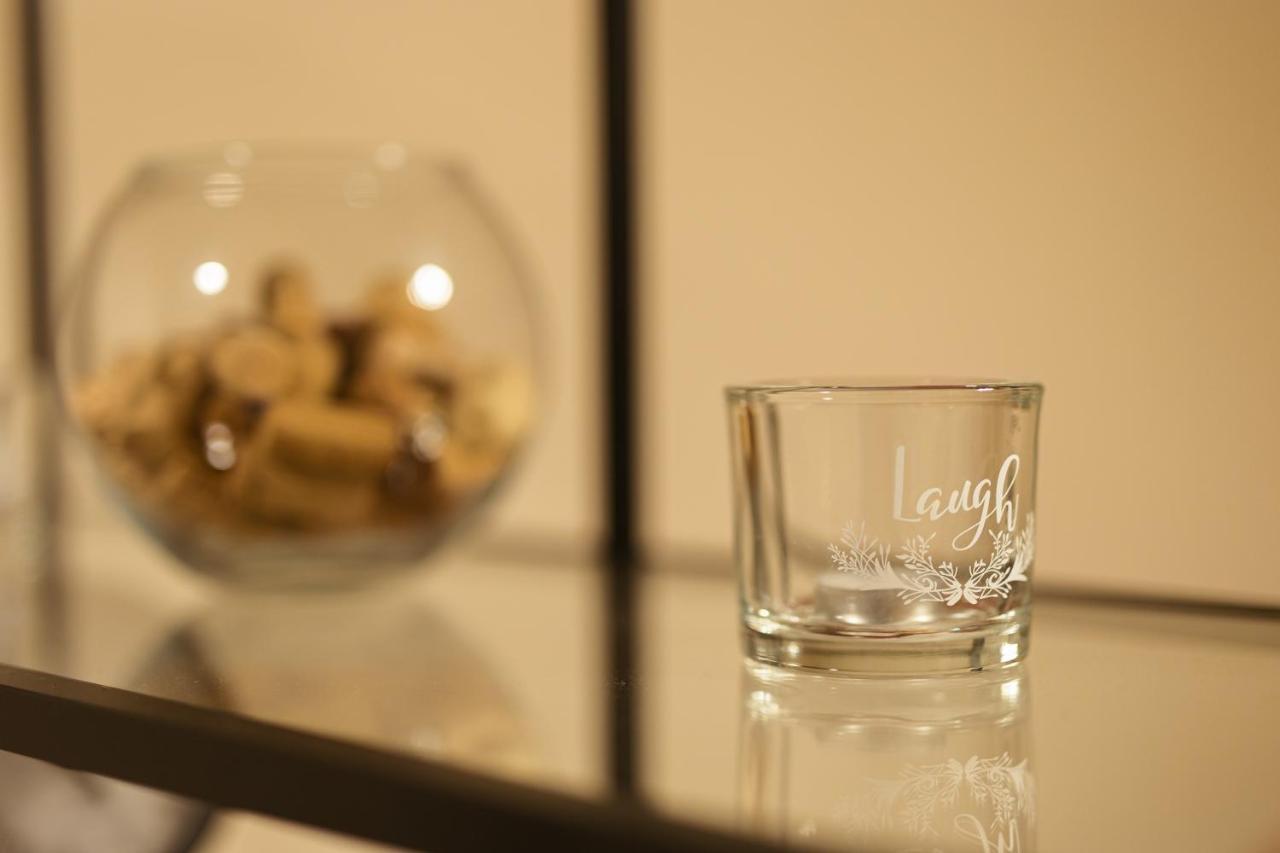 Chic Apartment In Historical City Center Timişoara Eksteriør billede
