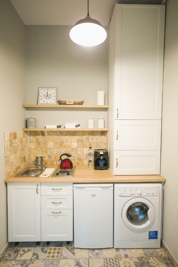 Chic Apartment In Historical City Center Timişoara Eksteriør billede